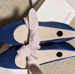 Brand new 7.5 rothys